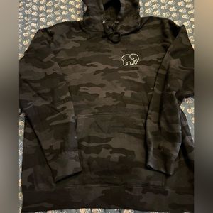 New without tags pullover sweatshirt